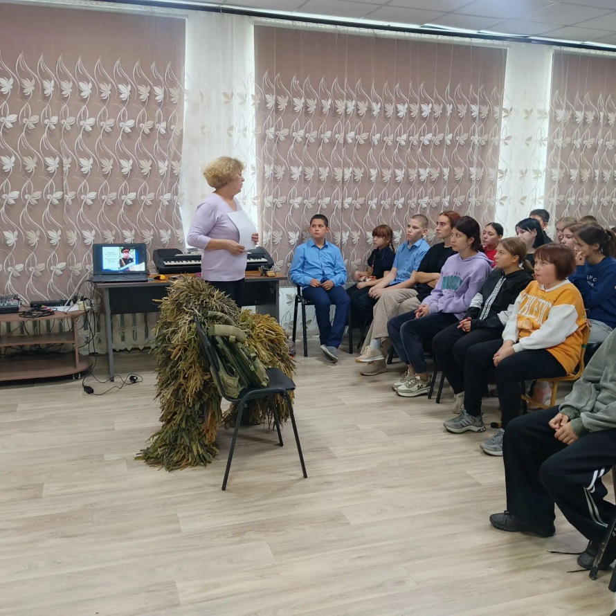                                   В борьбе за мирное небо. 