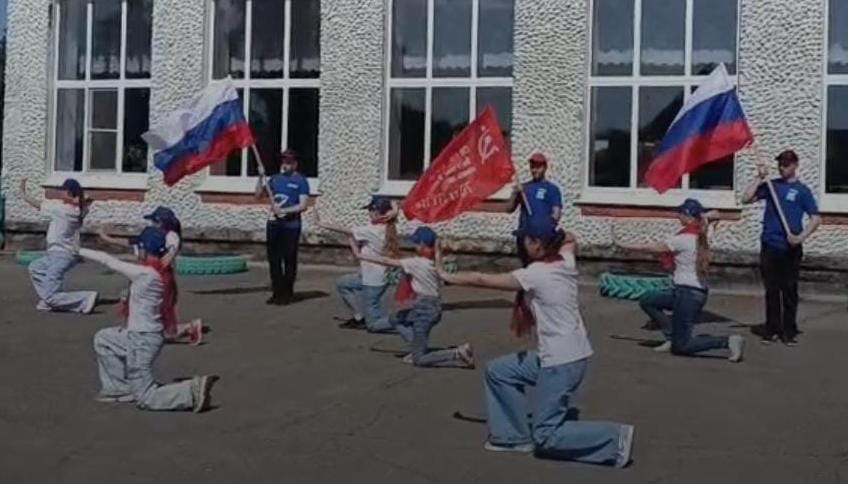 Конкурсная игровая программа "Детства чудесная пора"